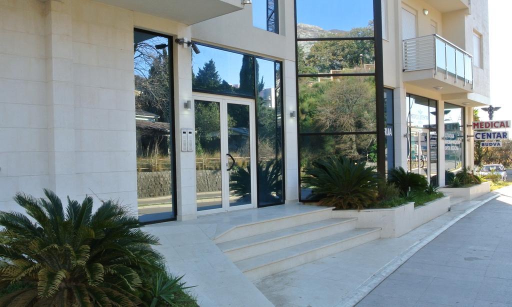 Apartments Crystall Budva Exterior foto