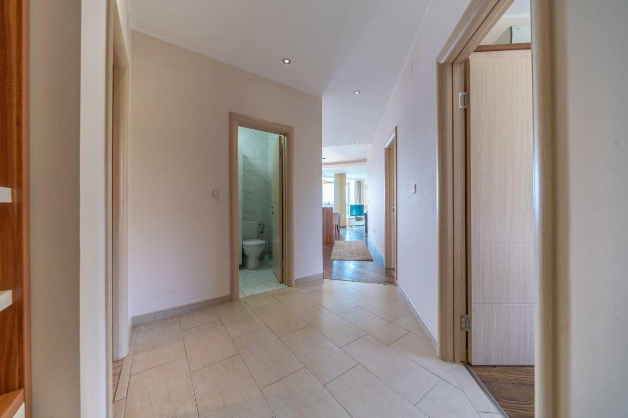 Apartments Crystall Budva Exterior foto
