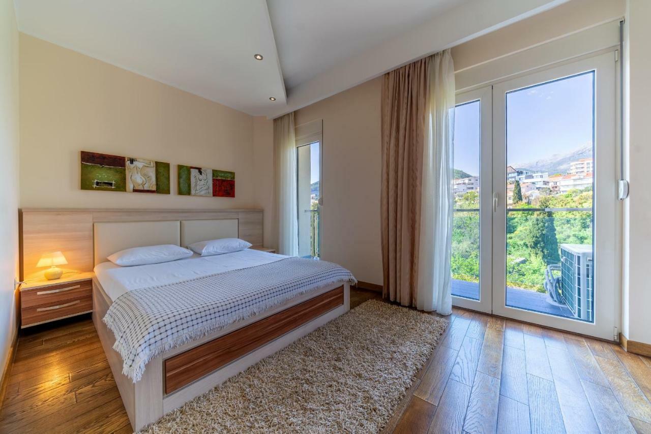 Apartments Crystall Budva Exterior foto